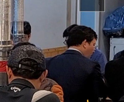 ▲폭행사건 당시 식당에서 포착된 김형동 국회의원.