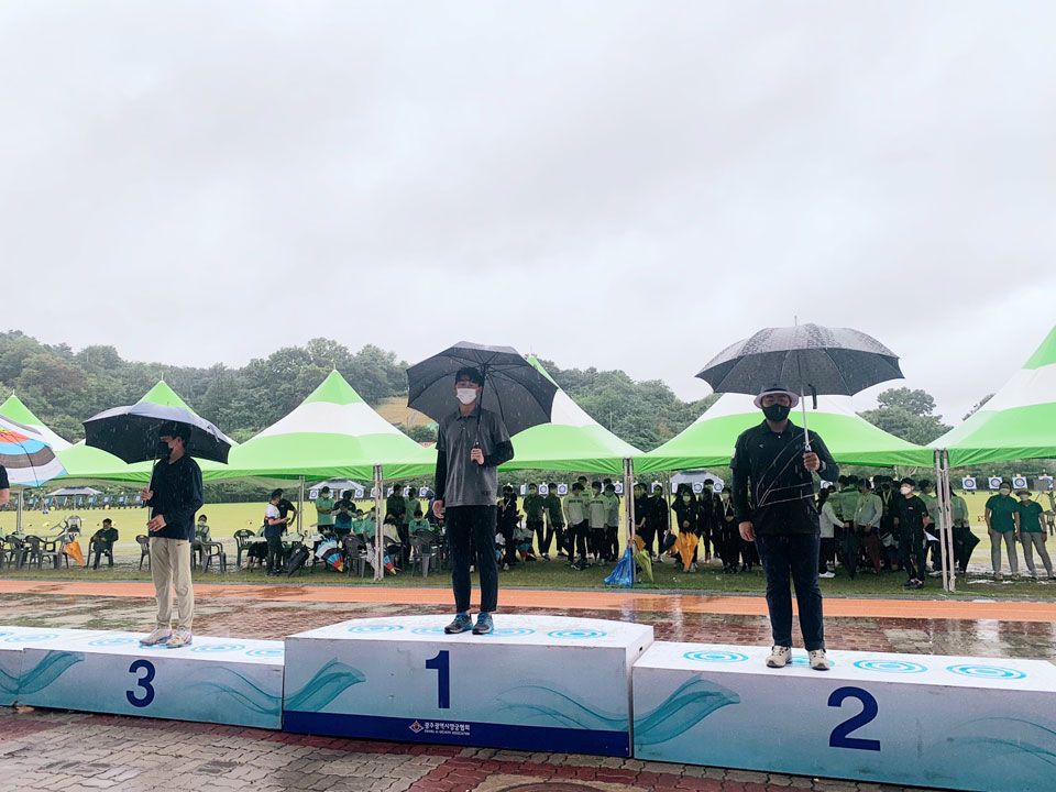 ▲안동대학교가 지난 3일부터 광주광역시에서 열린 '제39회 대통령기 전국남여양궁대회'에서 메달 총 6개를 획득했다.