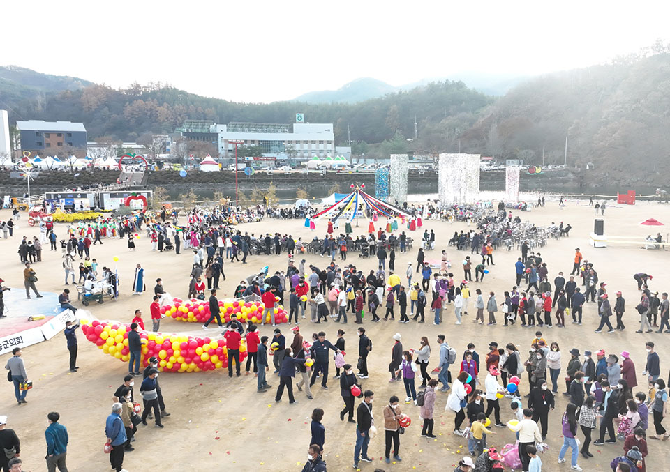 ▲청송사과축제 전경.(사진 청송군청 제공.2022.11.14)