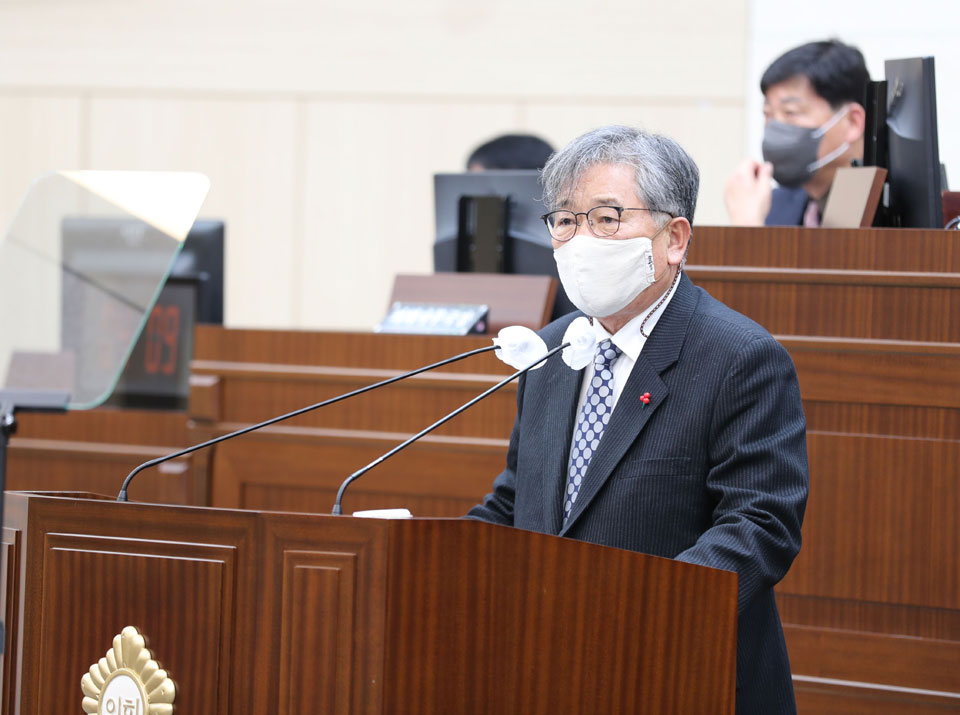 ▲이재갑 안동시의회 의원.(사진 안동시의회 제공.2022.12.21)