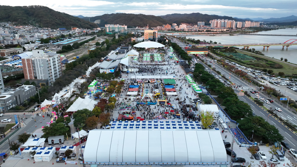 ▲2023 안동국제탈춤페스티벌 축제장 전경.(사진 안동시청 제공)